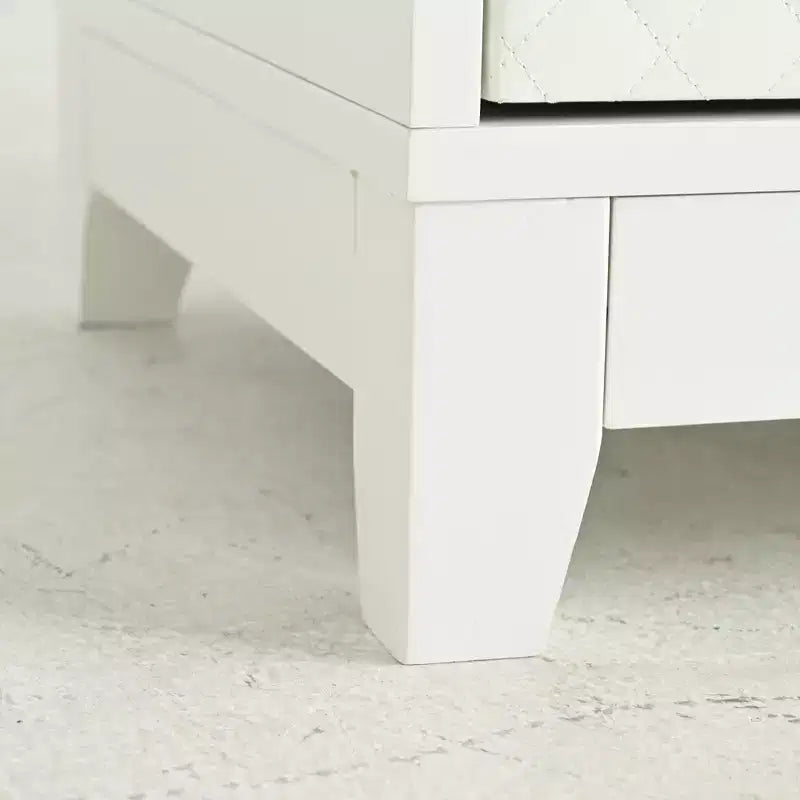 Vitrine en verre autoportante avec 2 tiroirs, éclairage LED et étagères réglables, blanche