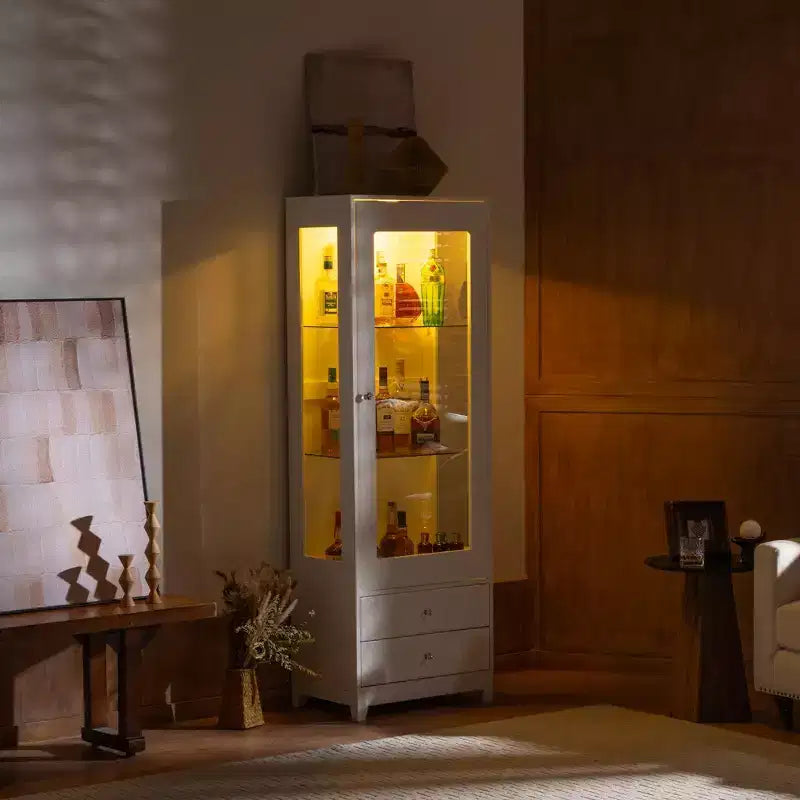 Vitrine en verre autoportante avec 2 tiroirs, éclairage LED et étagères réglables, blanche
