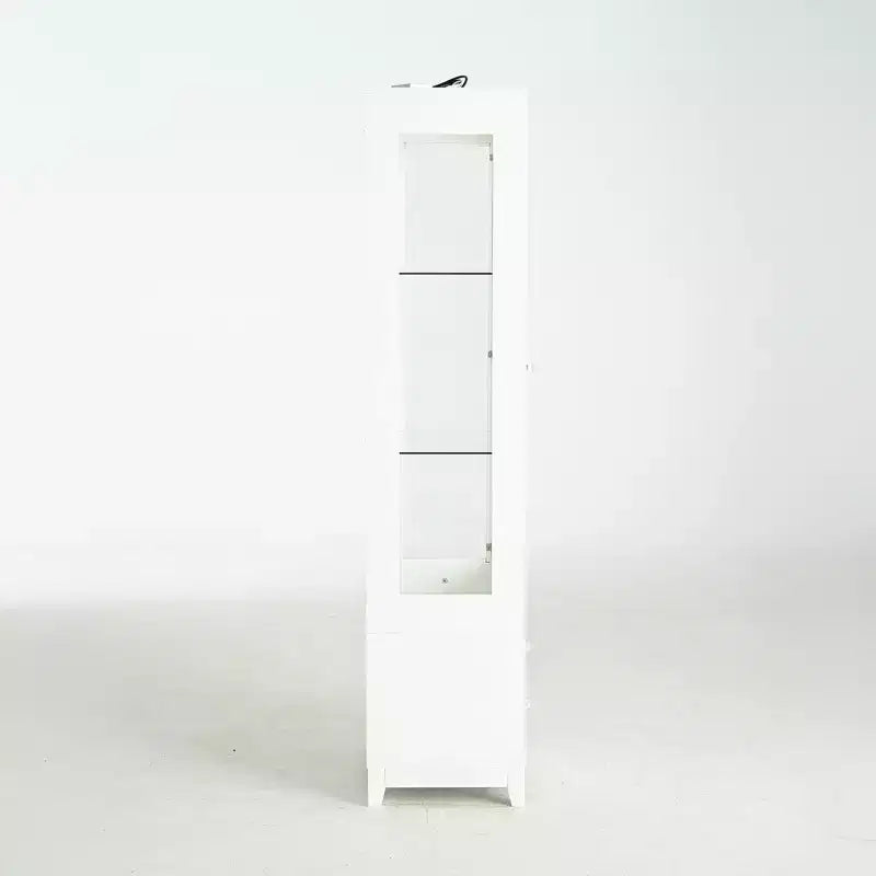 Vitrine en verre autoportante avec 2 tiroirs, éclairage LED et étagères réglables, blanche