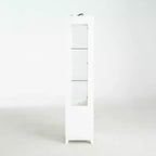 Vitrine en verre autoportante avec 2 tiroirs, éclairage LED et étagères réglables, blanche