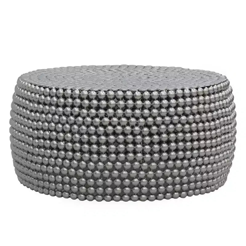 Table basse Royal Hampton 32 | Motif clouté de perles métalliques argentées | Cadre en fer plaqué nickel