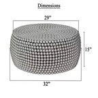 Table basse Royal Hampton 32 | Motif clouté de perles métalliques argentées | Cadre en fer plaqué nickel